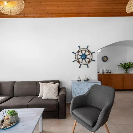 Pissadi House Apartman Szími